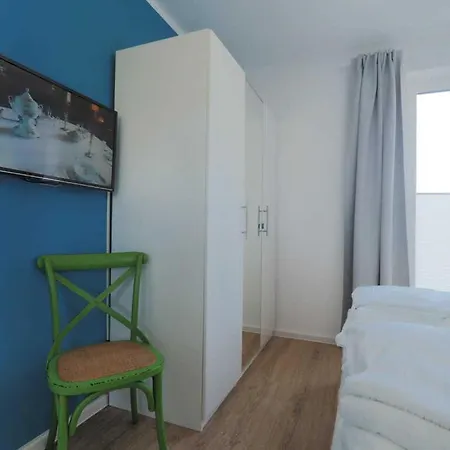 Haus Emilia 3 Apartman *